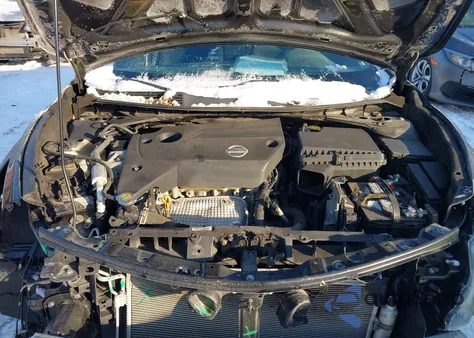 2013 Nissan Altima 2.5 Sv from USA, damaged, VIN 1N4AL3AP3DC136285